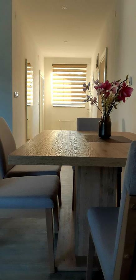 Apartmani Bilic Korenica Buitenkant foto